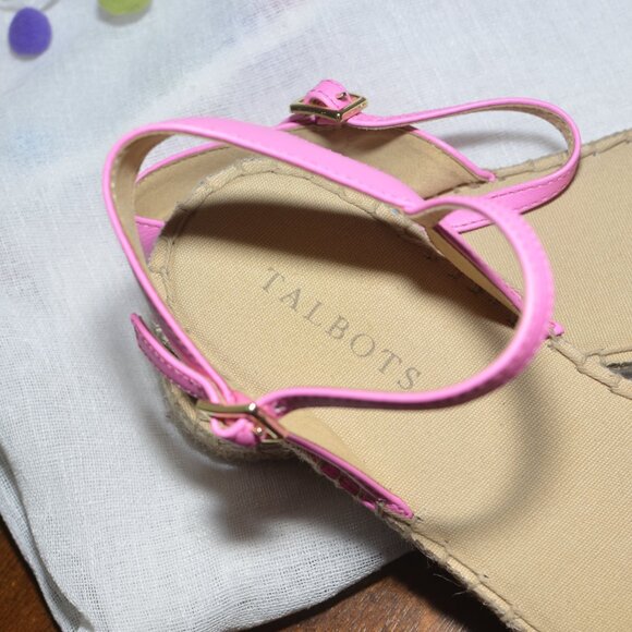 Talbots Size 8 Izzy d'Orsay Bubblegum Hot Pink Suede Espadrille Sandals / Flats - Picture 8 of 11